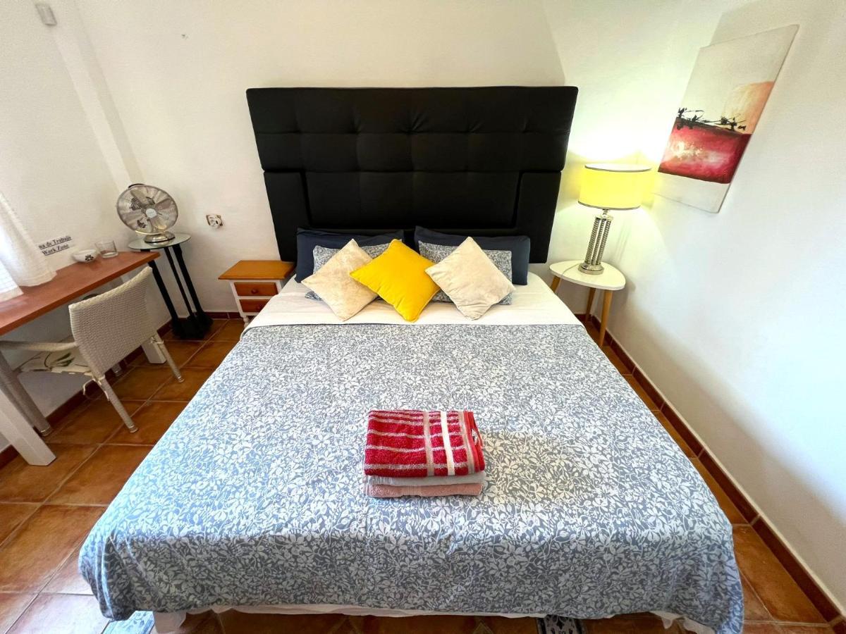 Alcamar Habitacion Privada Con Las Areas De Sala, Cocina Y Bano Que Se Comparten Cerca Al Mar! อัลกาลา ภายนอก รูปภาพ