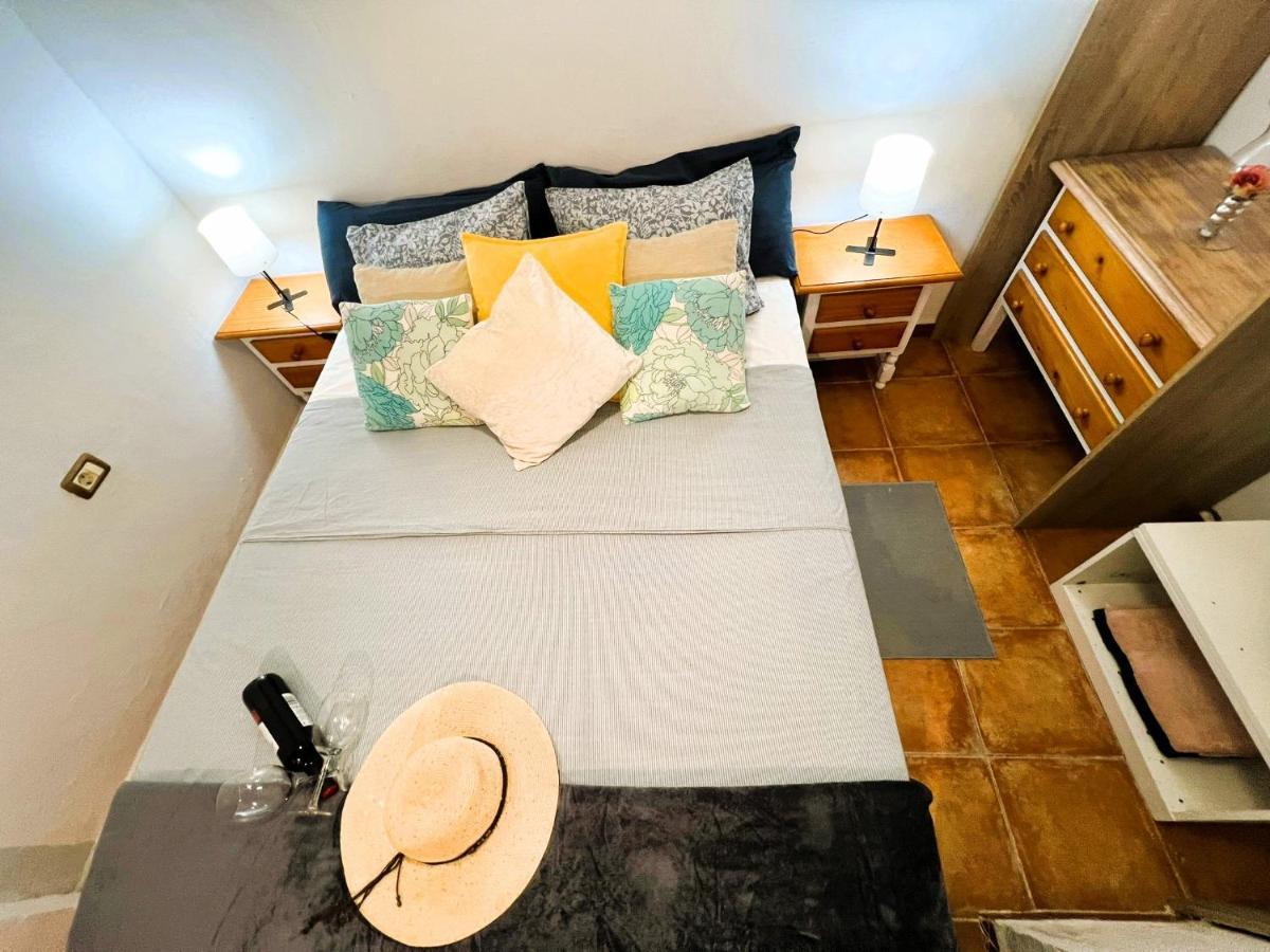 Alcamar Habitacion Privada Con Las Areas De Sala, Cocina Y Bano Que Se Comparten Cerca Al Mar! อัลกาลา ภายนอก รูปภาพ