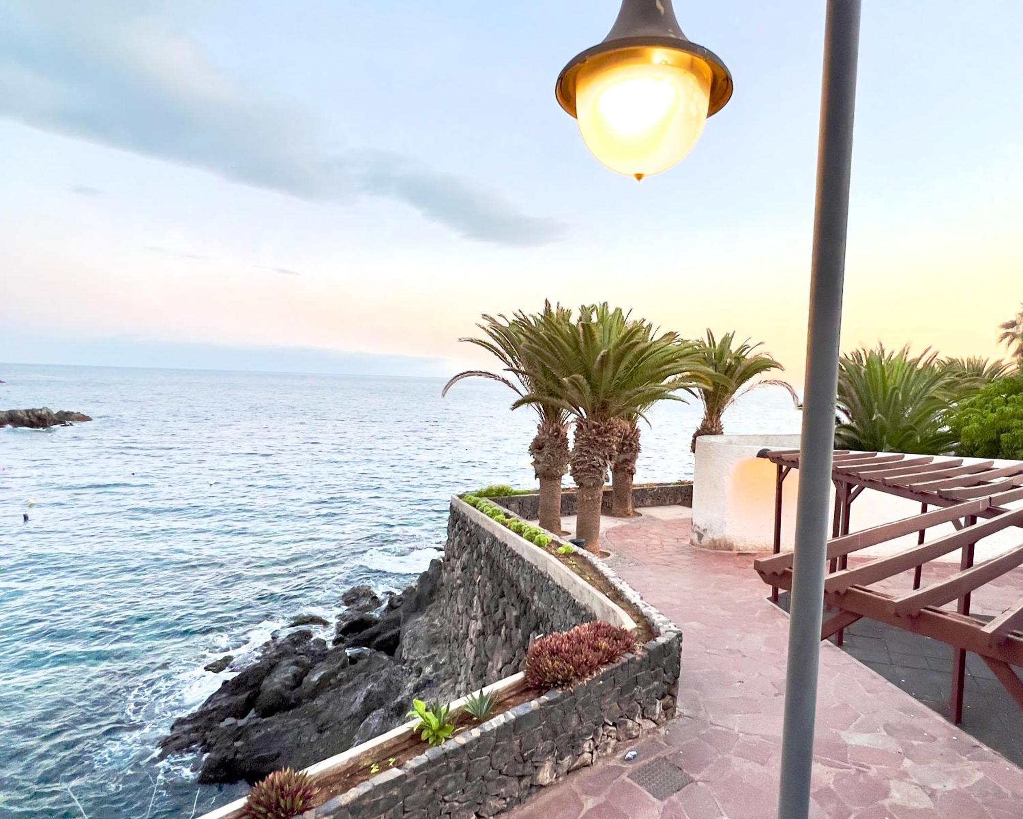 Alcamar Habitacion Privada Con Las Areas De Sala, Cocina Y Bano Que Se Comparten Cerca Al Mar! อัลกาลา ภายนอก รูปภาพ