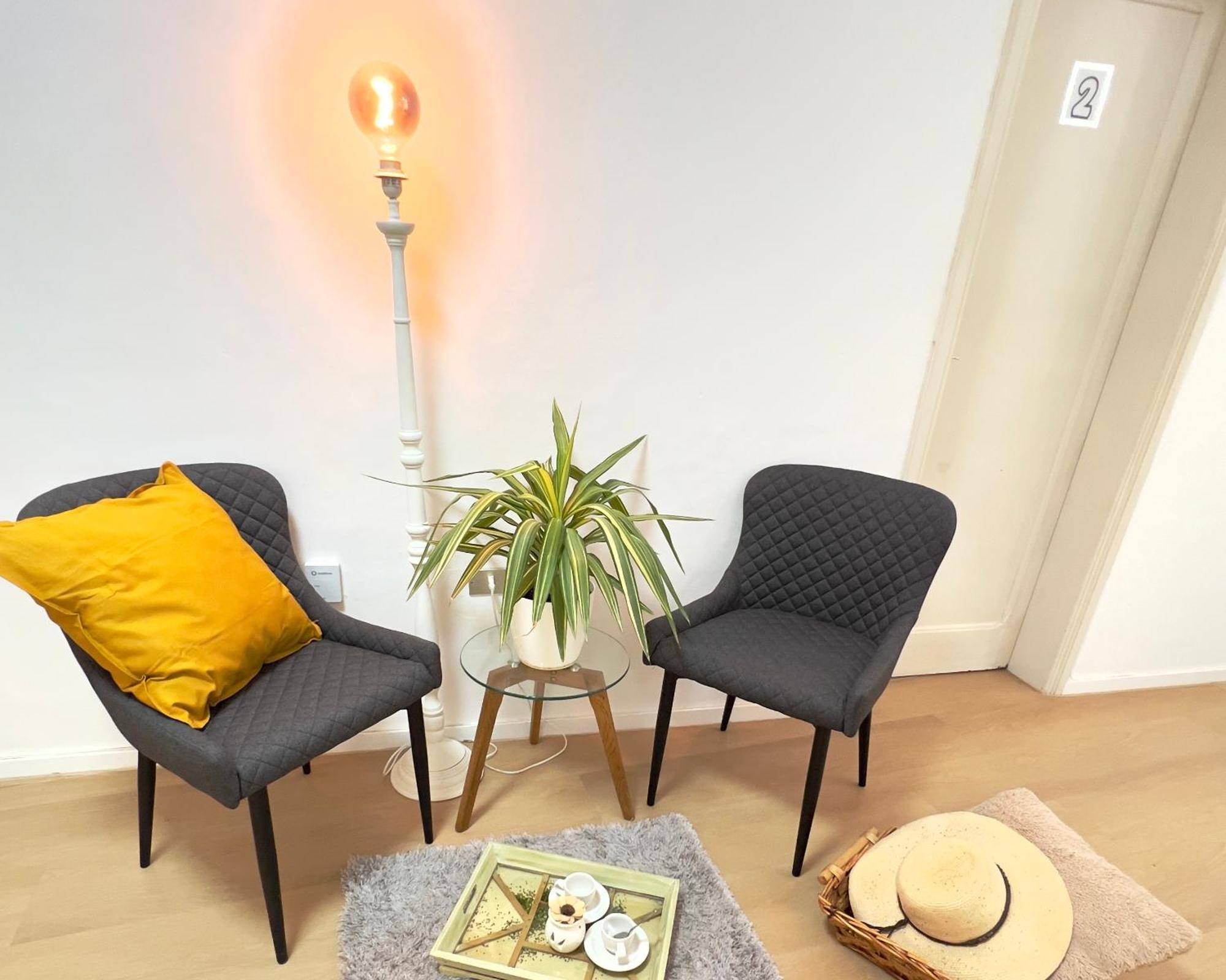 Alcamar Habitacion Privada Con Las Areas De Sala, Cocina Y Bano Que Se Comparten Cerca Al Mar! อัลกาลา ภายนอก รูปภาพ