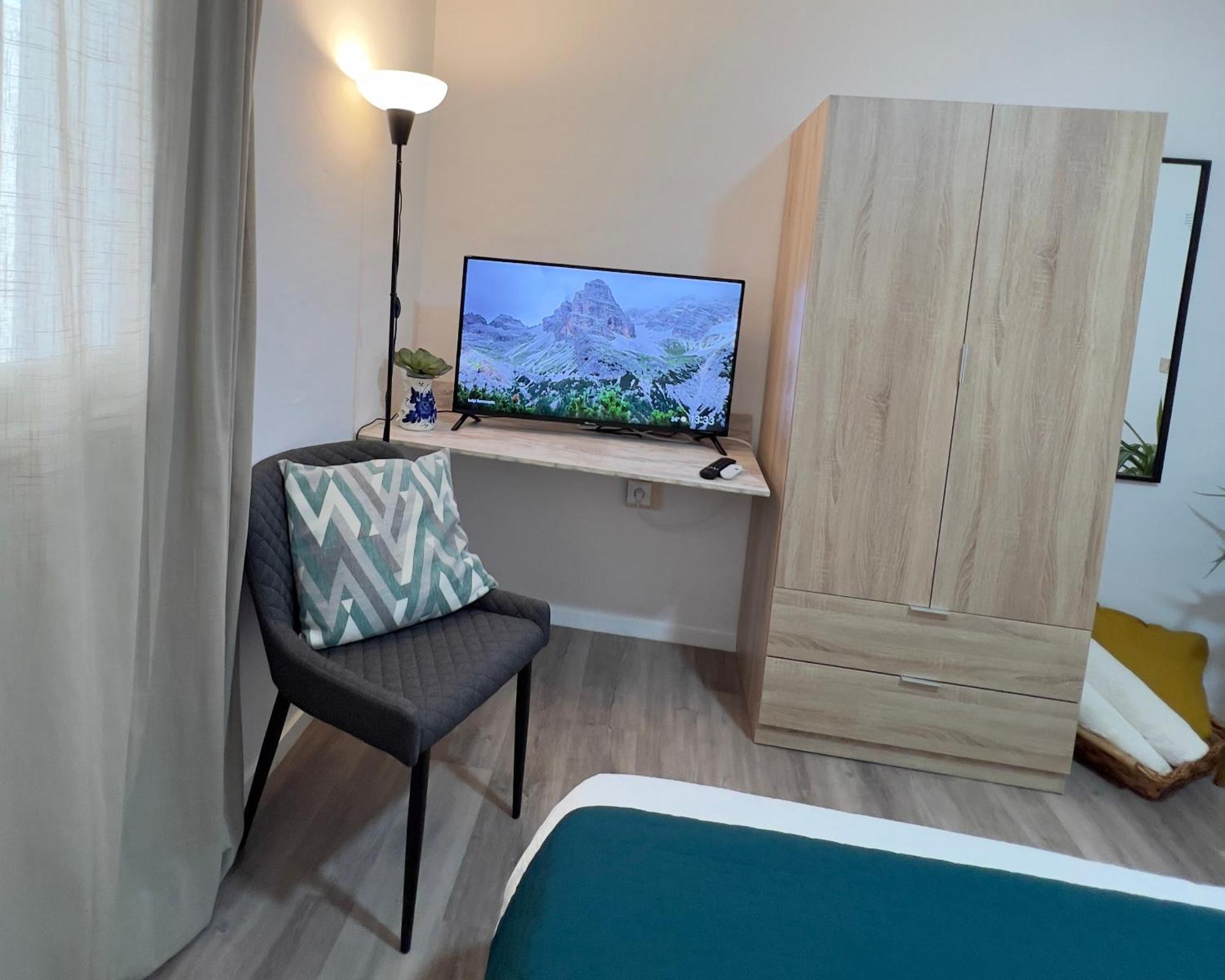 Alcamar Habitacion Privada Con Las Areas De Sala, Cocina Y Bano Que Se Comparten Cerca Al Mar! อัลกาลา ภายนอก รูปภาพ