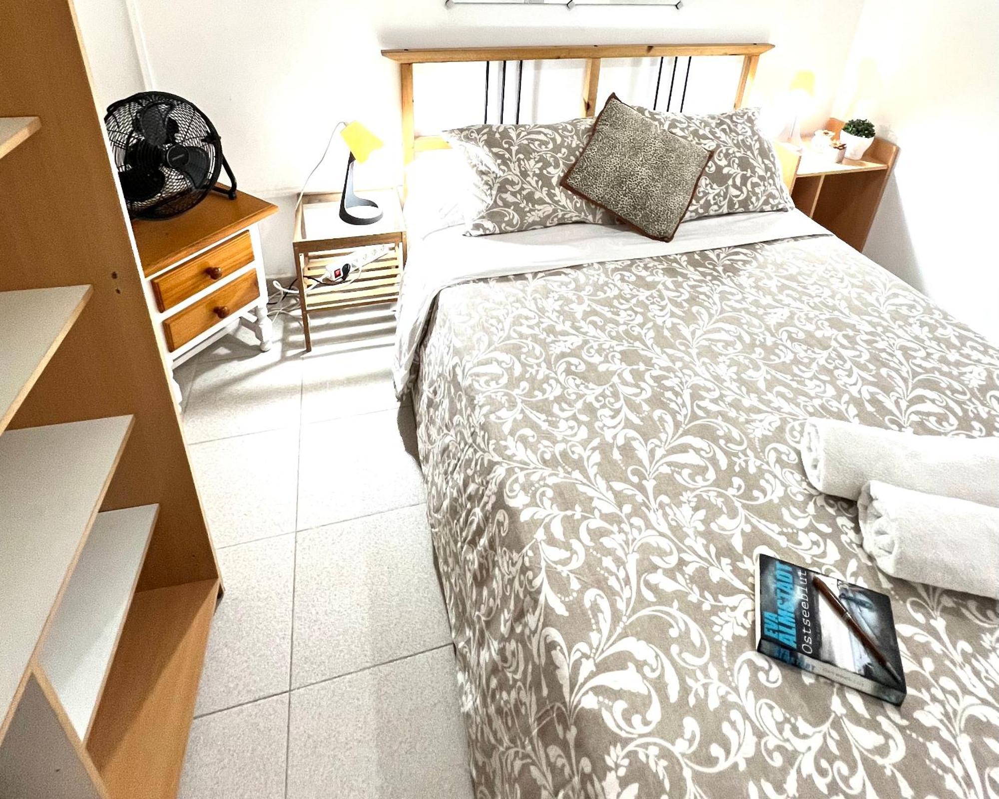 Alcamar Habitacion Privada Con Las Areas De Sala, Cocina Y Bano Que Se Comparten Cerca Al Mar! อัลกาลา ภายนอก รูปภาพ