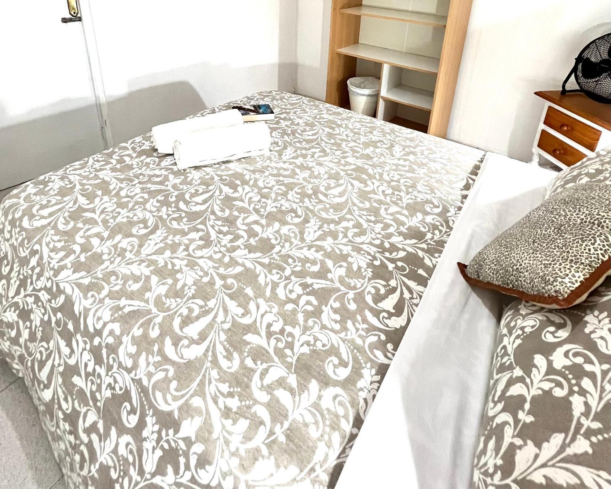 Alcamar Habitacion Privada Con Las Areas De Sala, Cocina Y Bano Que Se Comparten Cerca Al Mar! อัลกาลา ภายนอก รูปภาพ