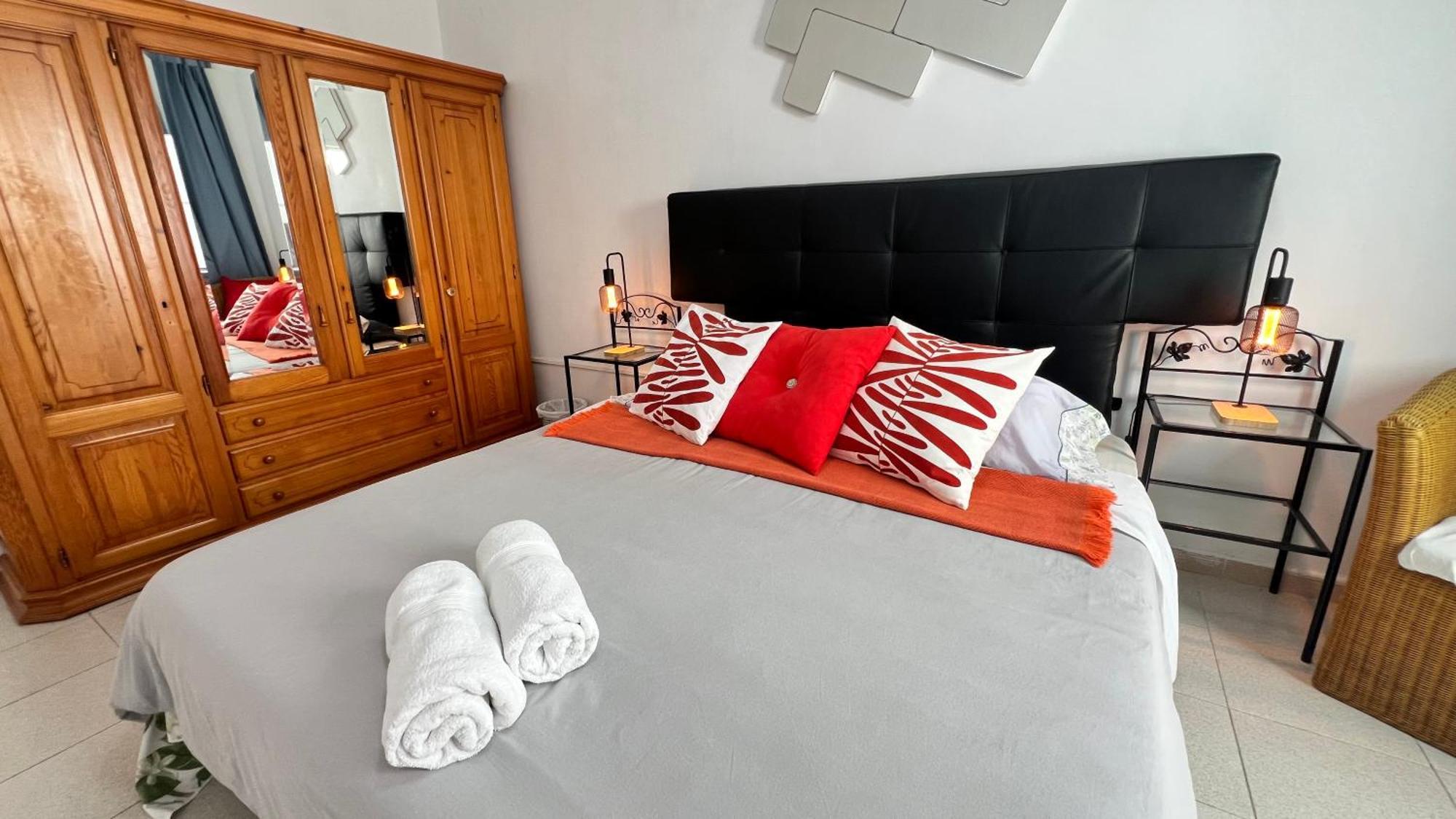 Alcamar Habitacion Privada Con Las Areas De Sala, Cocina Y Bano Que Se Comparten Cerca Al Mar! อัลกาลา ภายนอก รูปภาพ